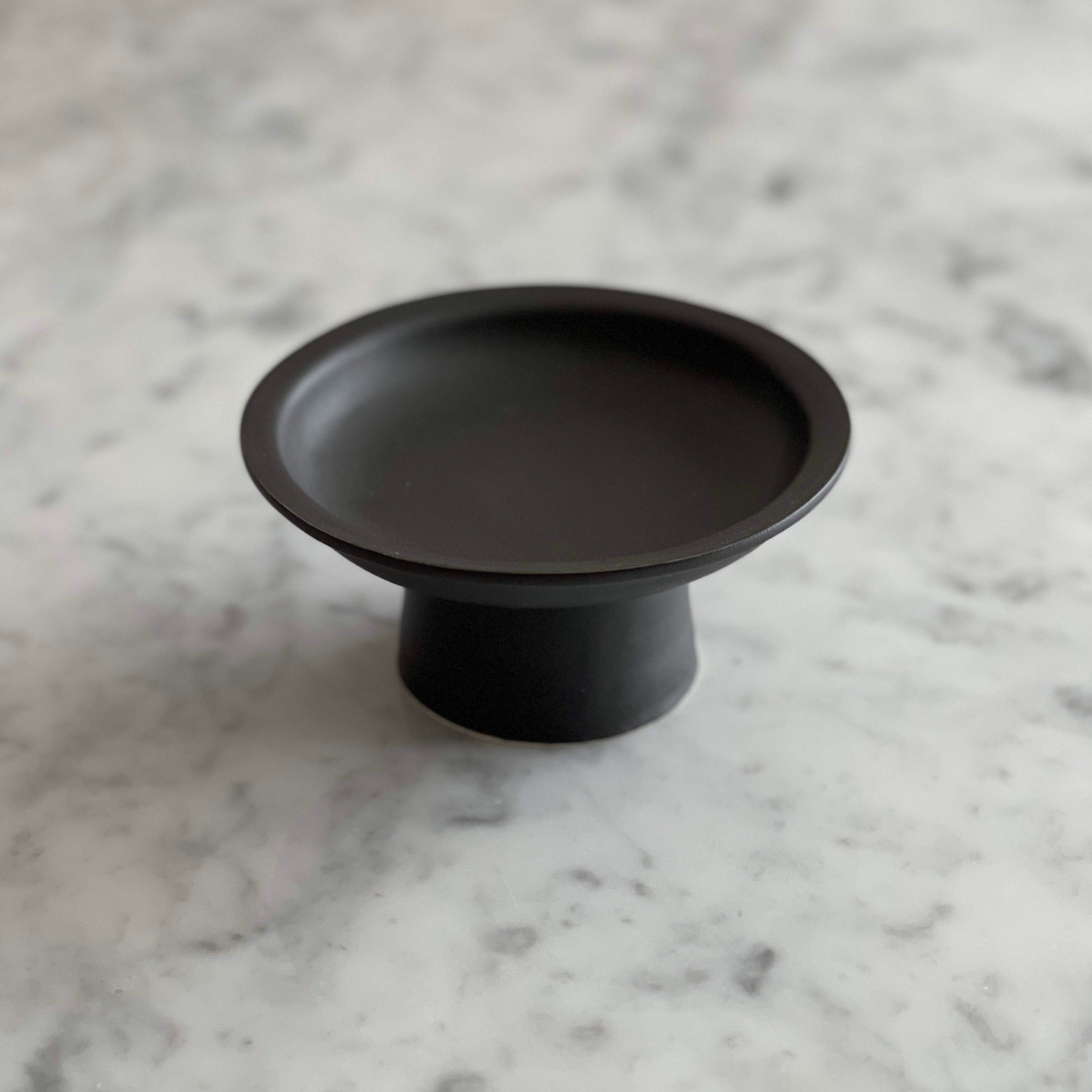 Tall Plate by Yoshida Pottery