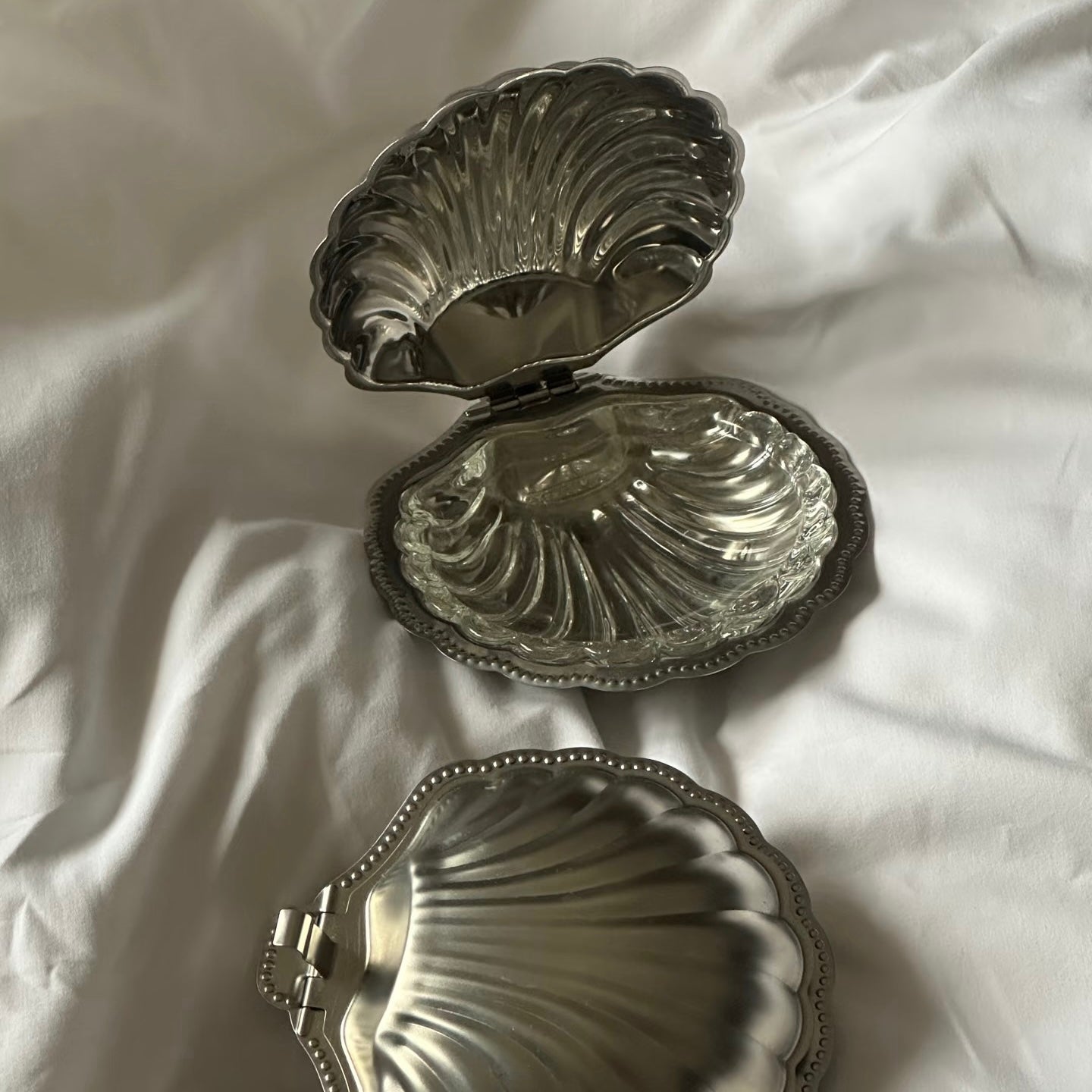 Clara Glass Shell Dish