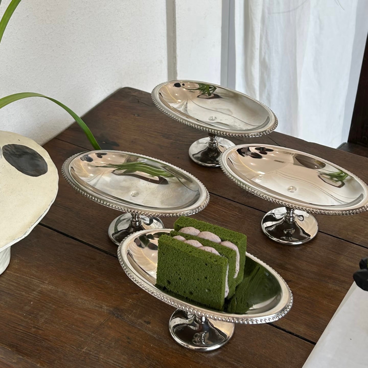 Elegant Dessert Pedestal Stand