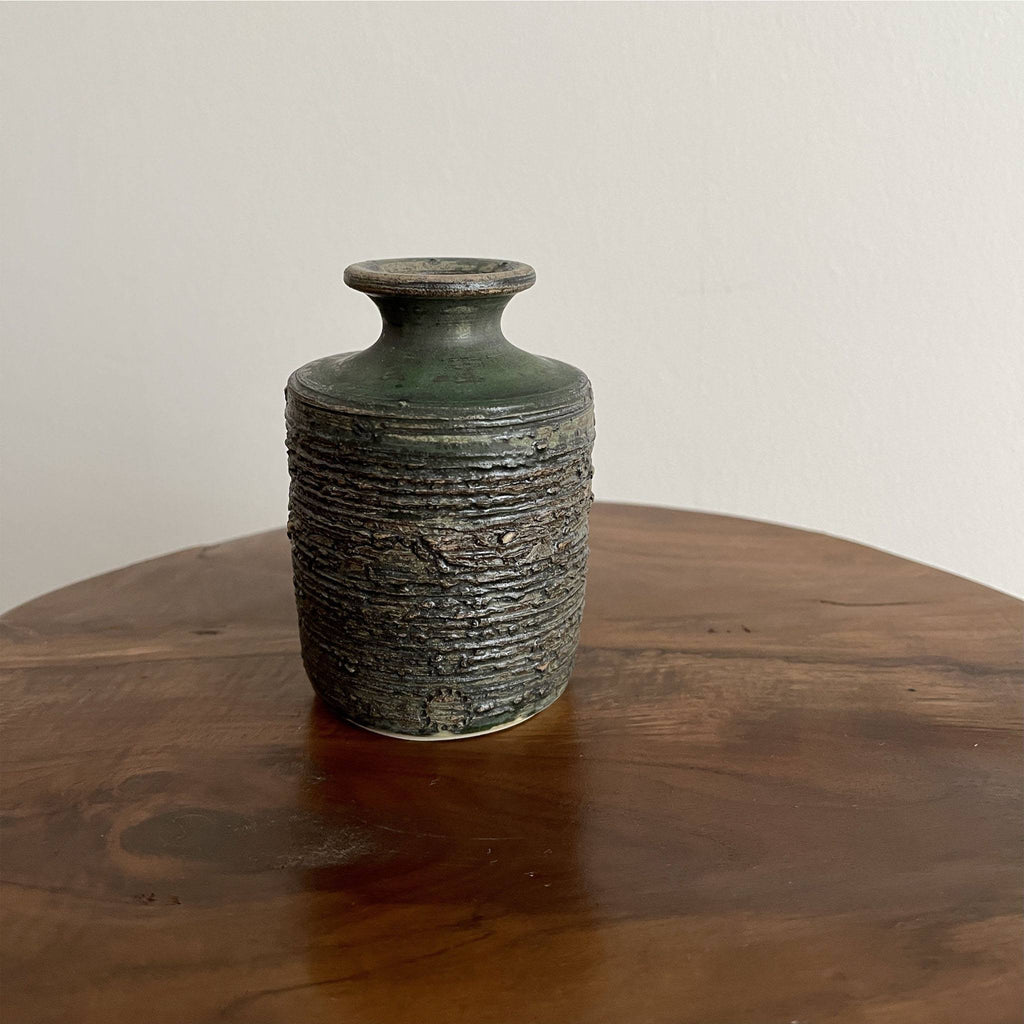 Shabby Chic Green Vase H 10cm