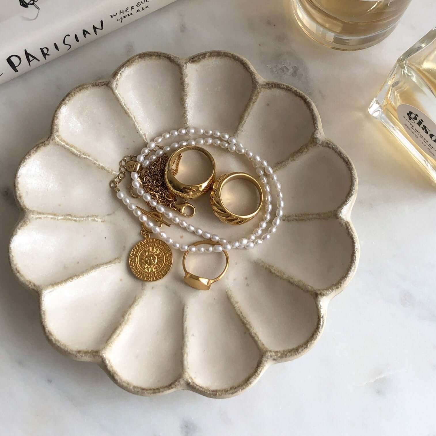 Rinka Plates by Kaneko Kohyo