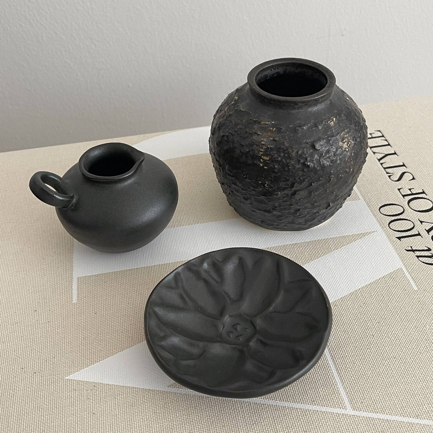 Shabby Chic Black Vase