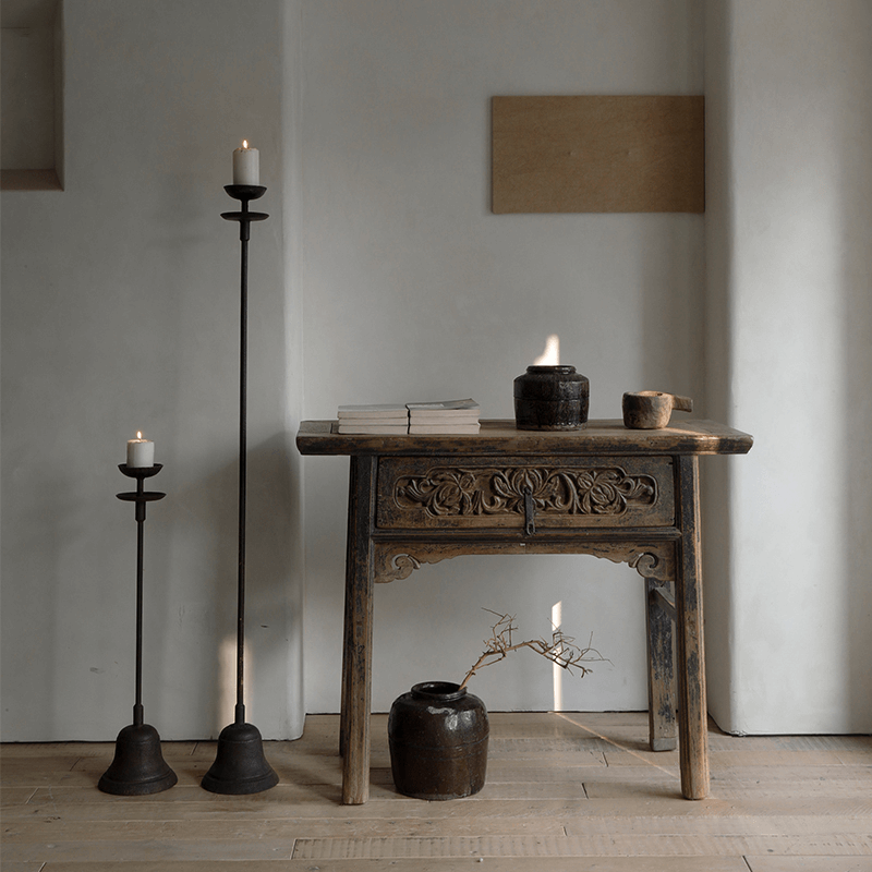 Aimu Floor Candle Holder