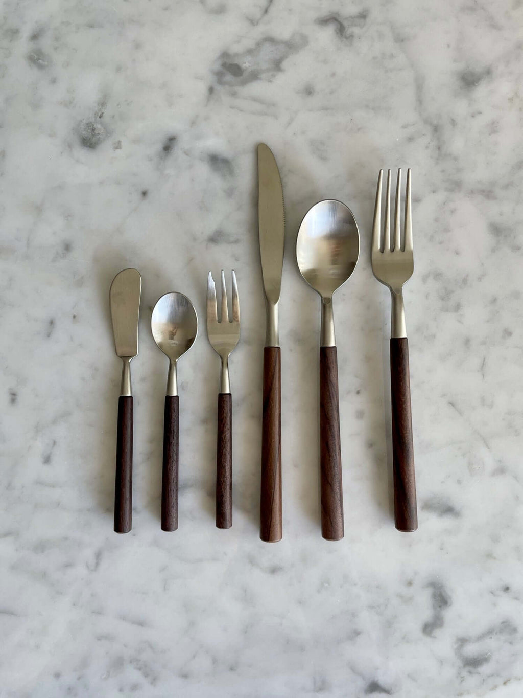 Elegant Rosewood cutlery set