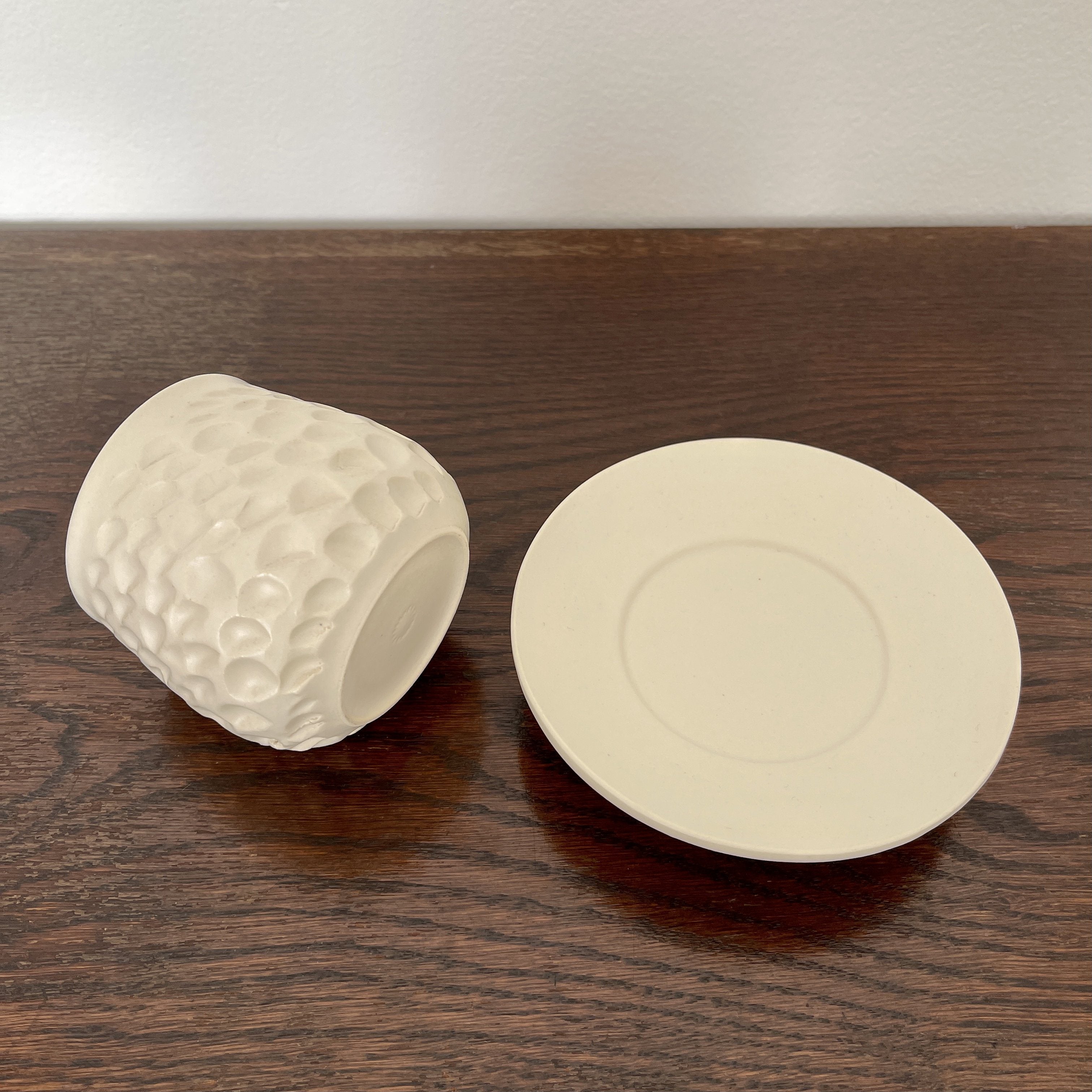 Shinogi Cup And Saucer Set