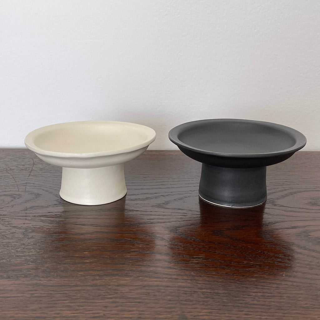 Tall Plate by Yoshida Pottery