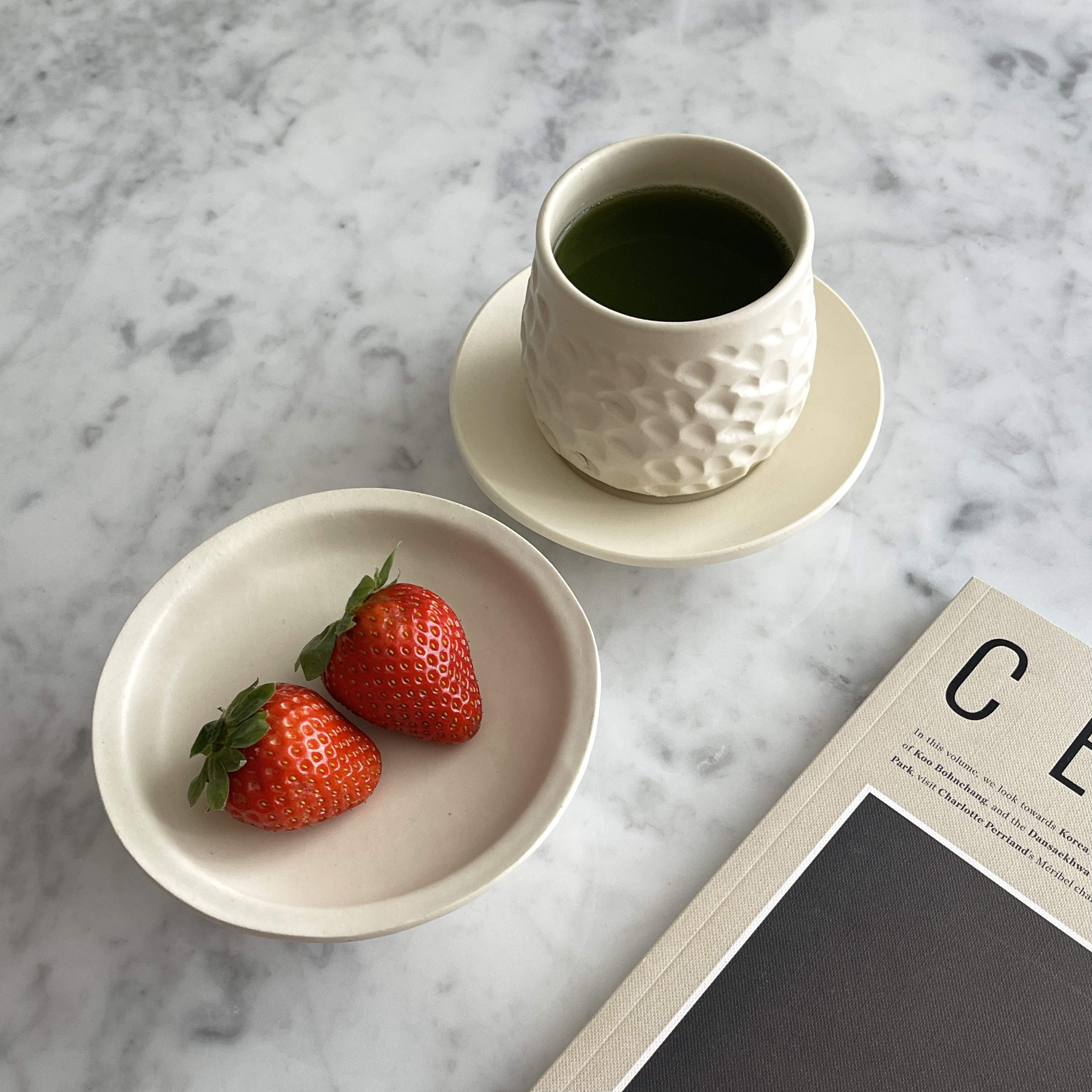 Tall Plate by Yoshida Pottery