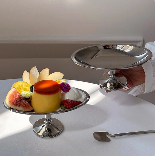 Elegant Dessert Pedestal Stand