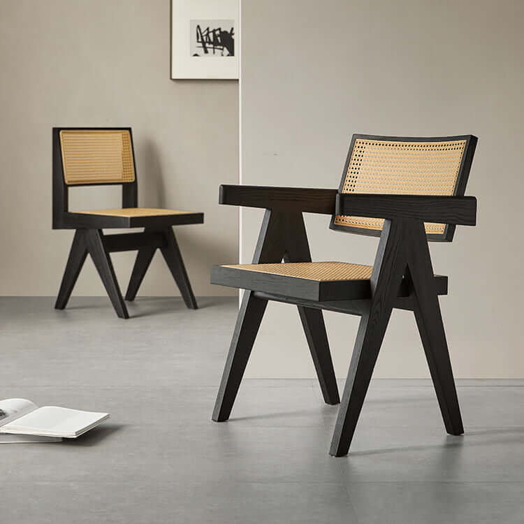 Gora Dining Table & Chairs