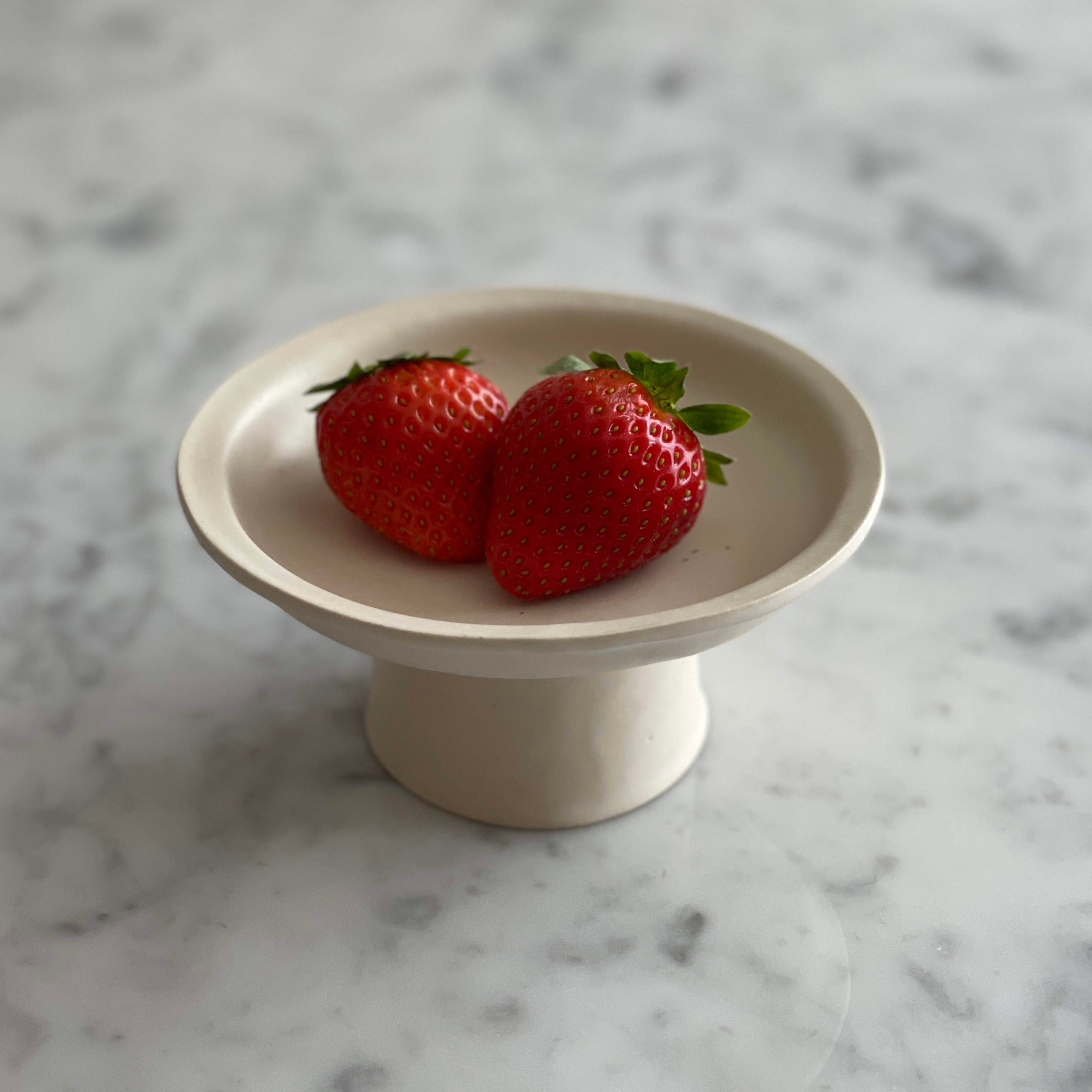 Tall Plate by Yoshida Pottery