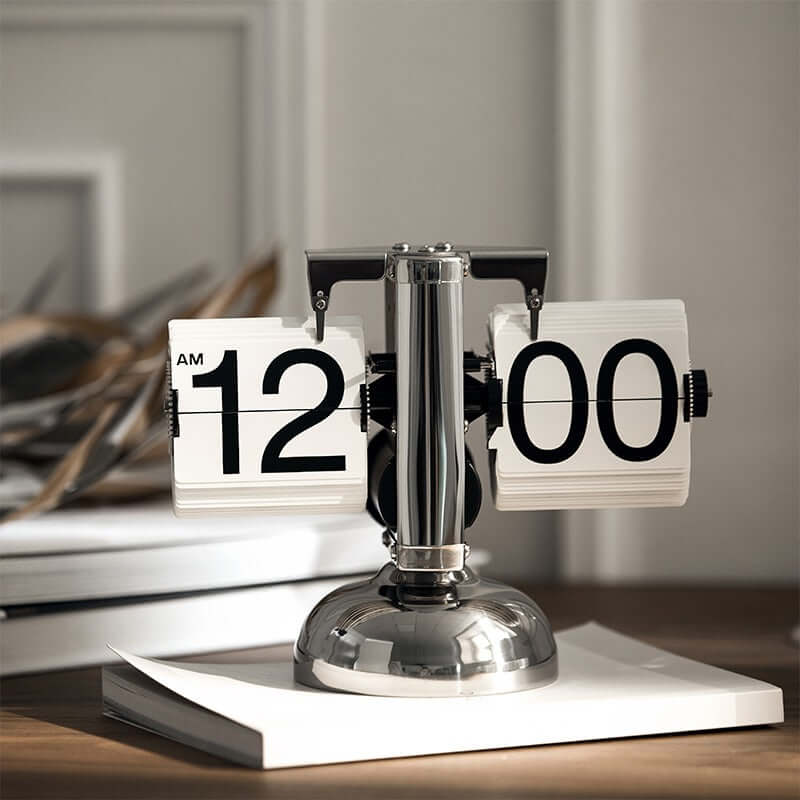 Turning Desktop Clock
