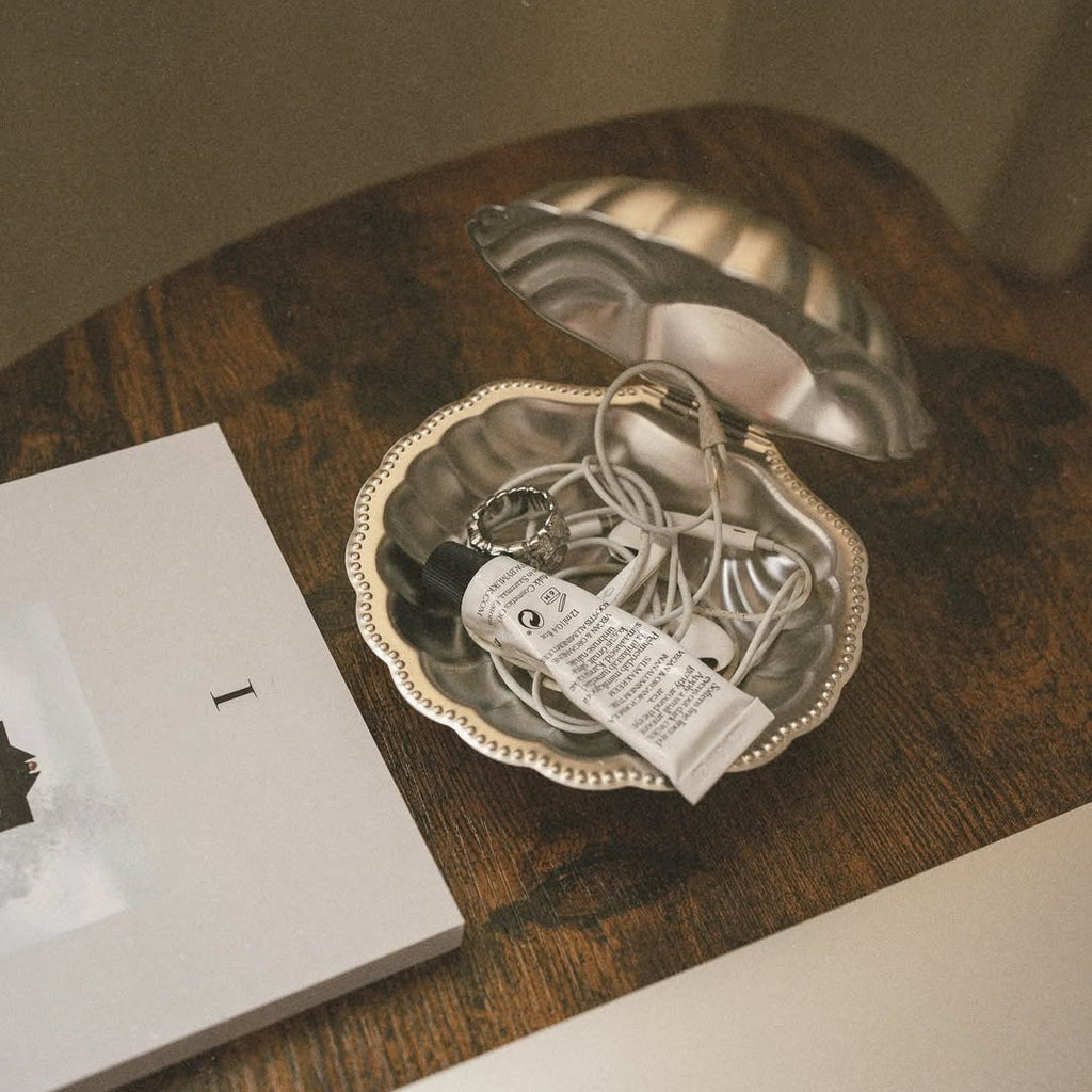 Vintage Metal Shell Box