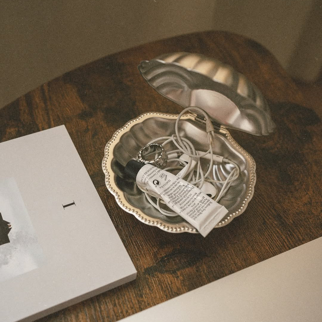 Vintage Metal Shell Box