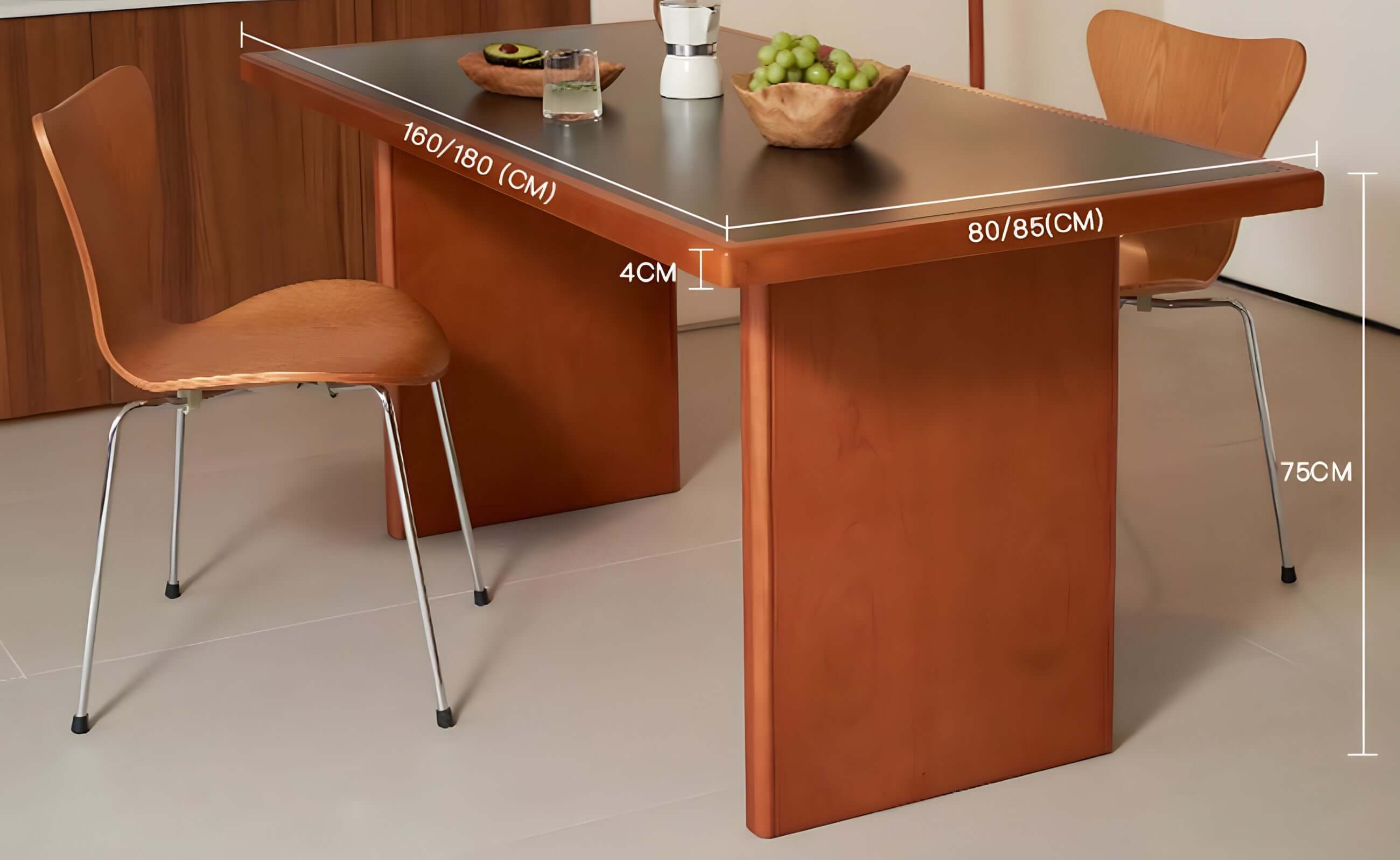 Gora Dining Table & Chairs