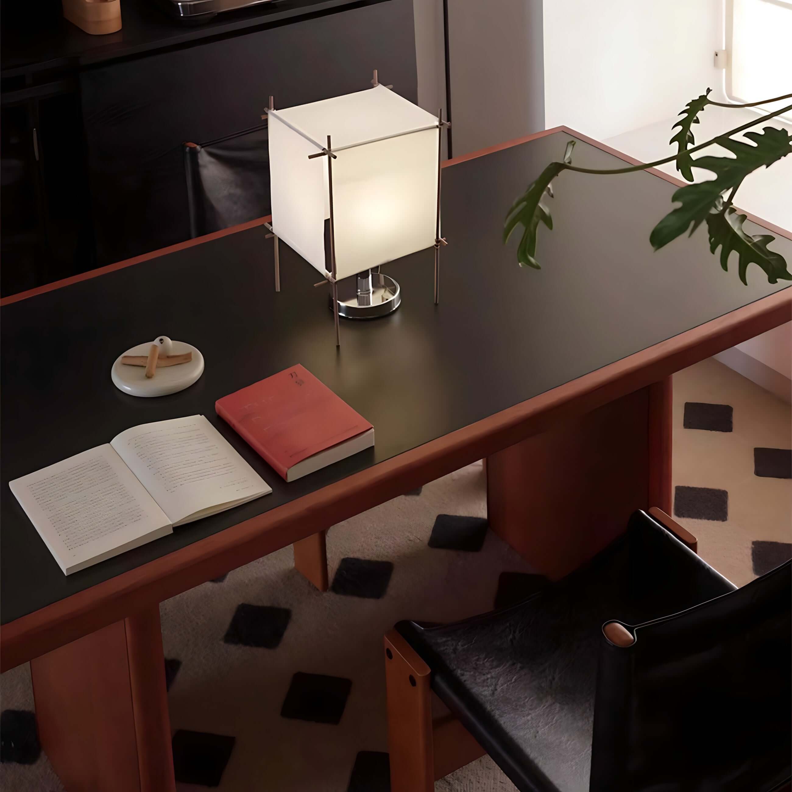 Gora Dining Table & Chairs