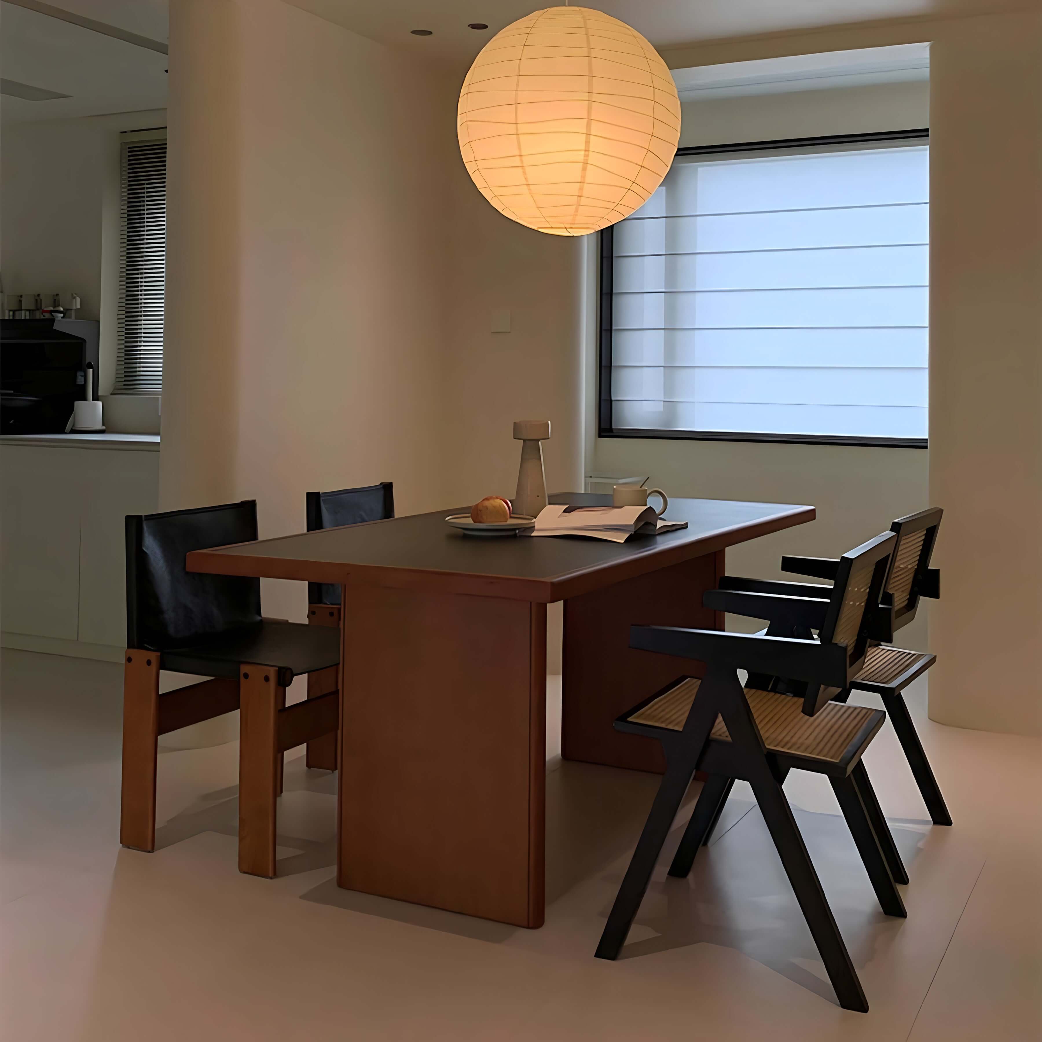 Gora Dining Table & Chairs